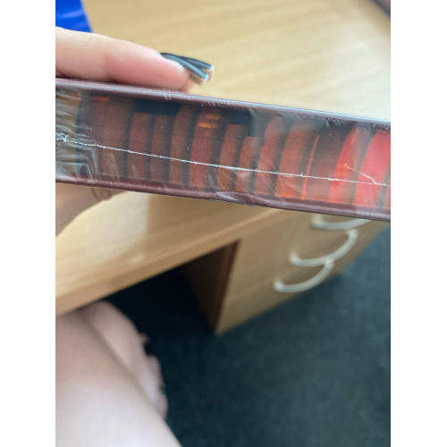 Список для читання (ДЕФЕКТ ОБКЛАДИНКИ). Сара Ніша Адамс. 978-617-8373-29-0